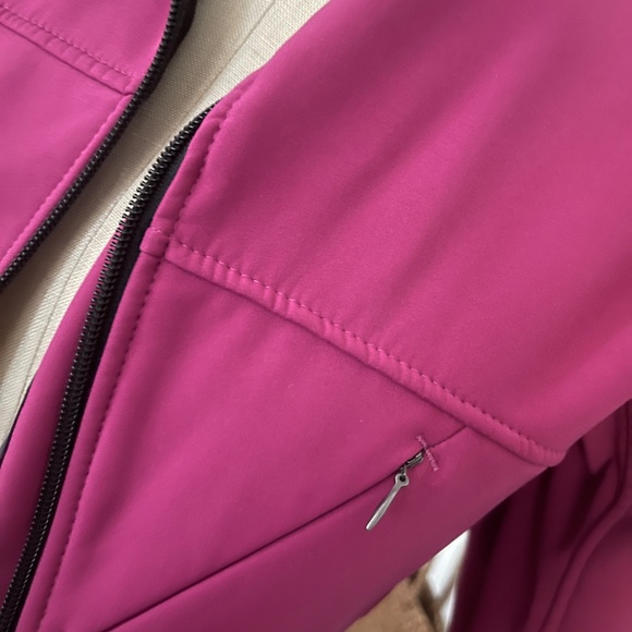 Vuarnet Pink Rain Coat - Picture 7 of 9
